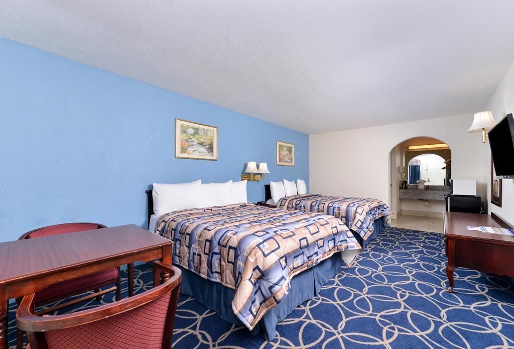 Americas Best Value Inn And Suites Houston/Northwest Brookhollow Phòng bức ảnh