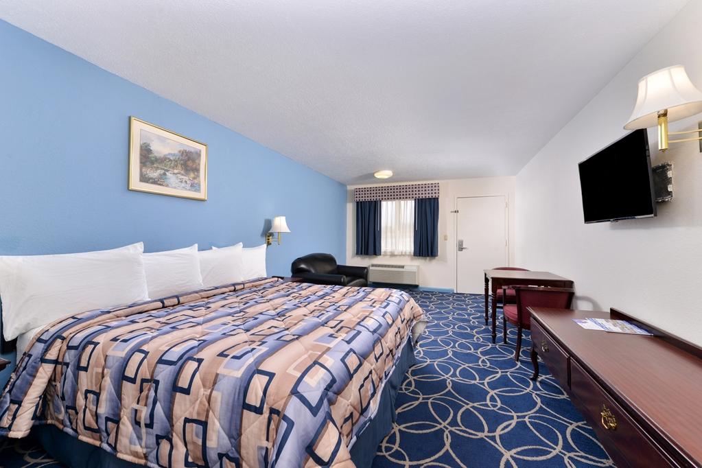 Americas Best Value Inn And Suites Houston/Northwest Brookhollow Phòng bức ảnh
